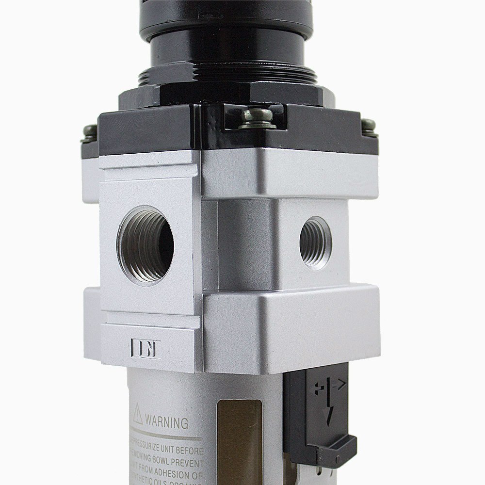 Reduktor z filtrem do sprężonego powietrza z manometrem mocny 1/2" Reduktor z filtrem do sprężonego powietrza z manometrem mocny 1/2"