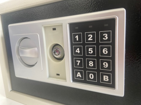 Sejf domowy biurowy na zamek elektroniczny hotelowy kasa 2 klucze w zestawie Sejf domowy biurowy na zamek elektroniczny hotelowy kasa 2 klucze w zestawie